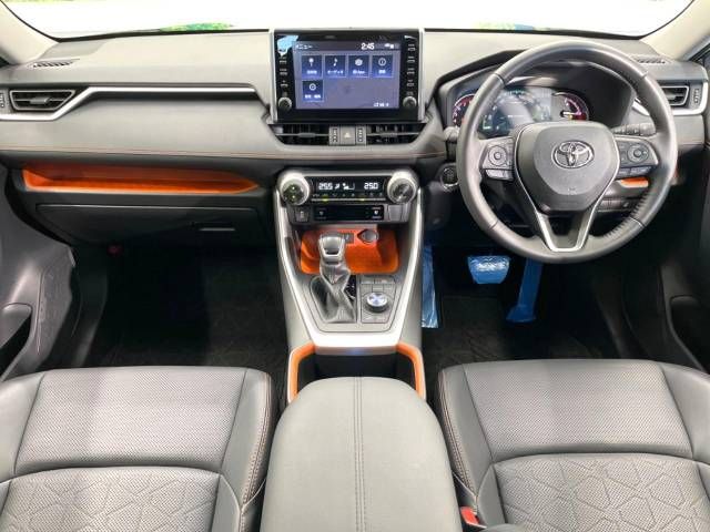 Toyota RAV4 2022-06 194974-1