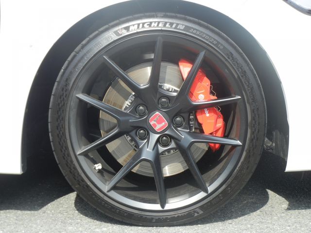 Honda CIVIC 2023-04 18324-10