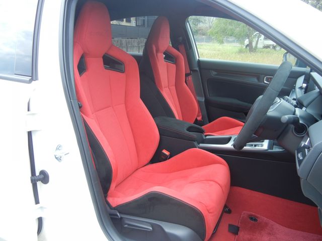 Honda CIVIC 2023-04 18324-19