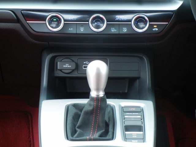 Honda CIVIC 2023-04 18324-16