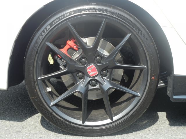 Honda CIVIC 2023-04 18324-11
