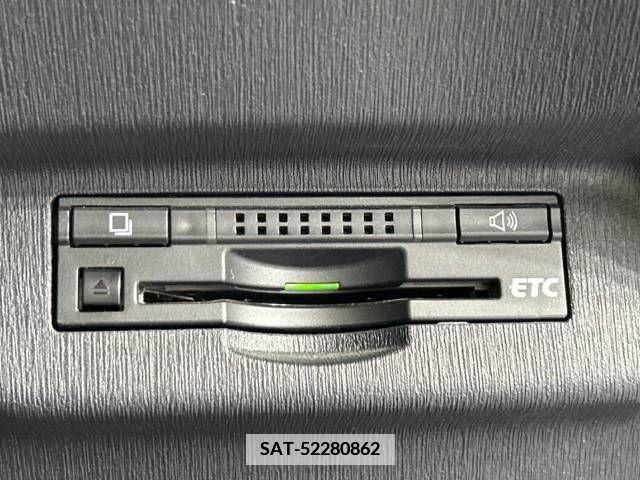 Toyota PRIUS 2015-10 366341-5