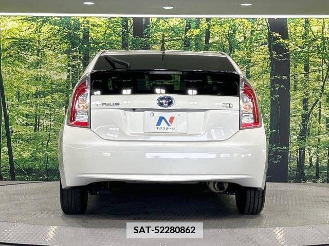 Toyota PRIUS 2015-10 366341-15