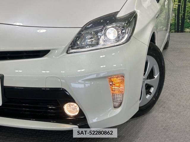 Toyota PRIUS 2015-10 366341-12
