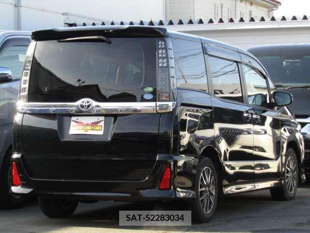Toyota VOXY 2016-09 217830-3