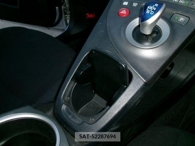 Toyota PRIUS 2012-12 372423-12