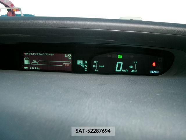 Toyota PRIUS 2012-12 372423-7