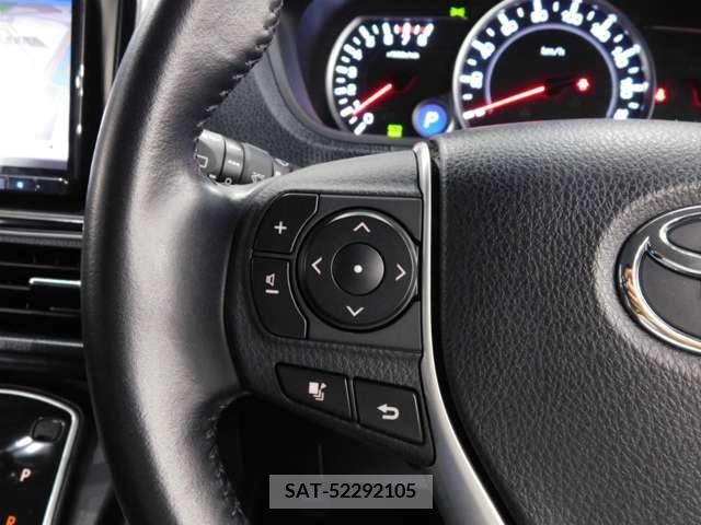 Toyota VOXY 2016-02 209379-9