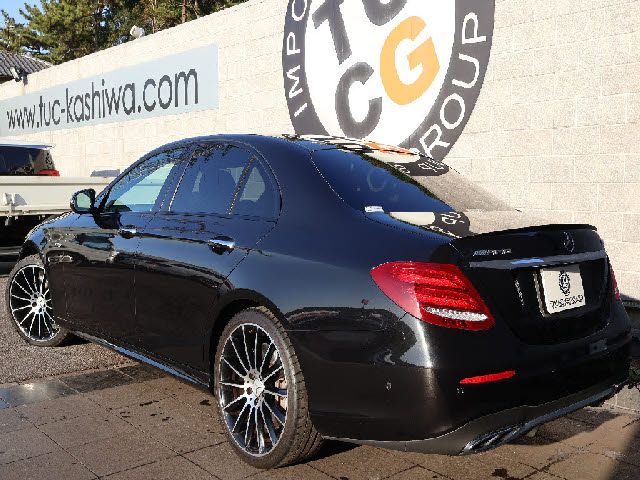 Amg E-CLASS 2017-09 188035-12
