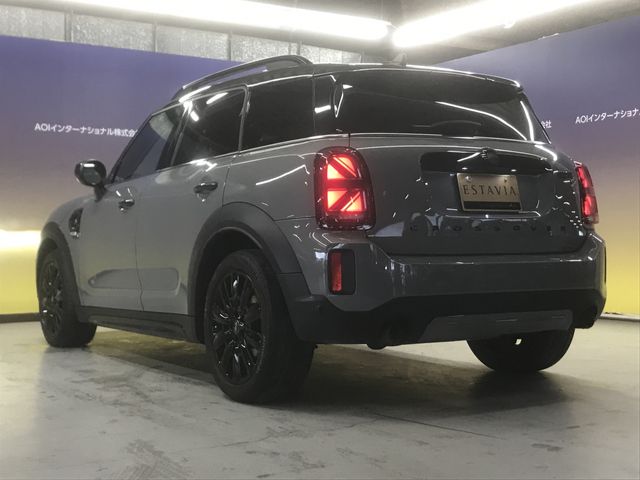 Bmw MINI 2022-02 182203-18