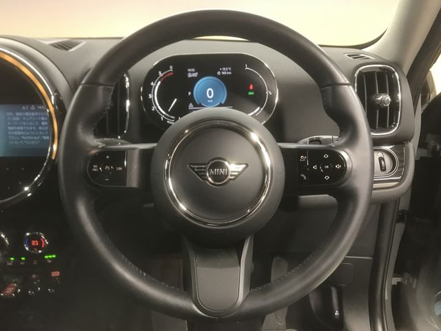 Bmw MINI 2022-02 182203-26