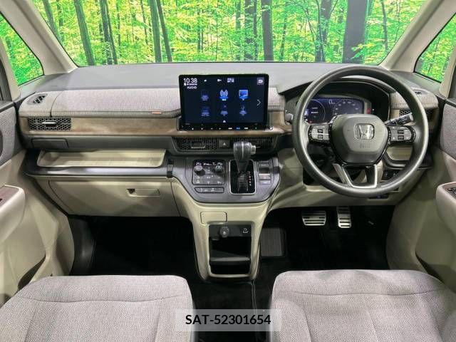 Honda STEP WGN 2023-01 368765-1