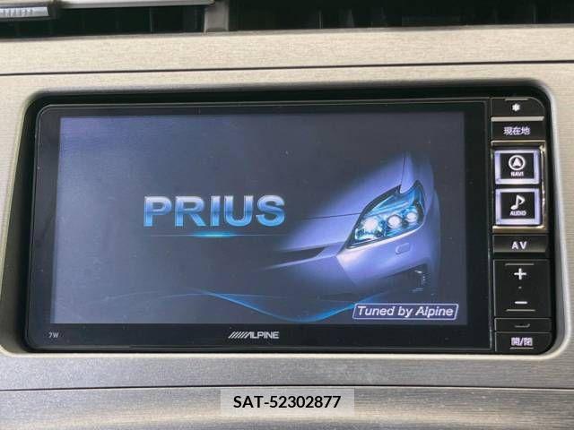 Toyota PRIUS 2015-06 341085-2
