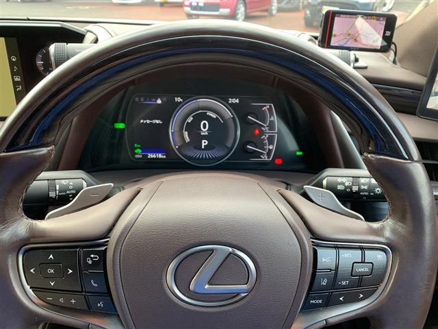 Lexus ES 2019-07 196318-23