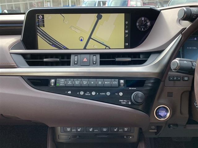 Lexus ES 2019-07 196318-25