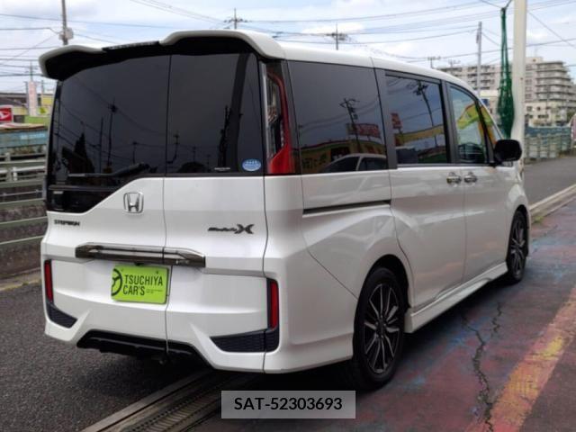 Honda STEP WGN 2016-11 286140-1