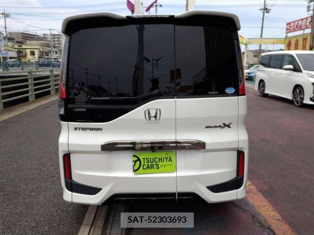 Honda STEP WGN 2016-11 286140-11