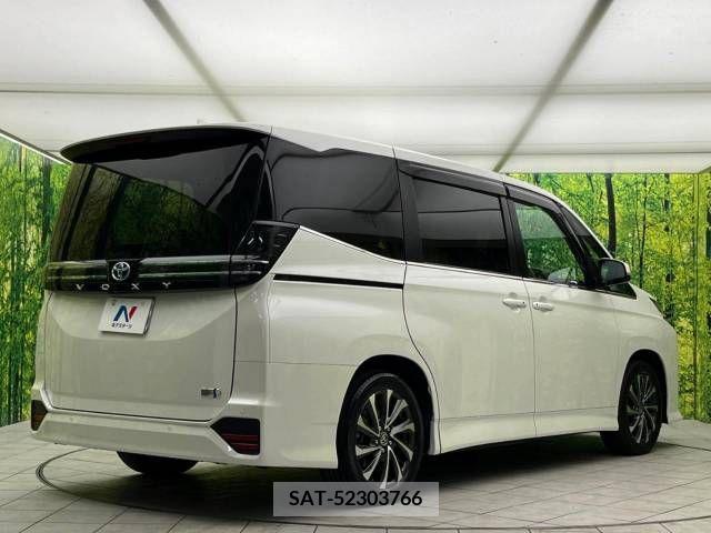 Toyota VOXY HYBRID 2023-02 289336-17