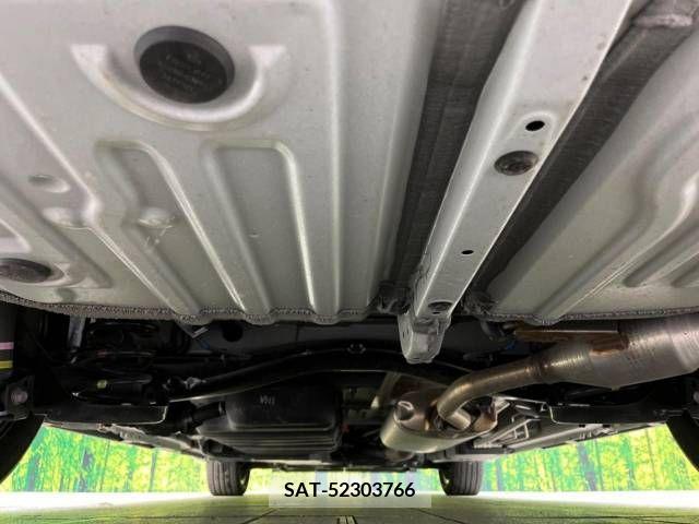 Toyota VOXY HYBRID 2023-02 289336-19