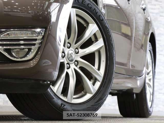 Nissan FUGA HYBRID 2019-03 306056-14