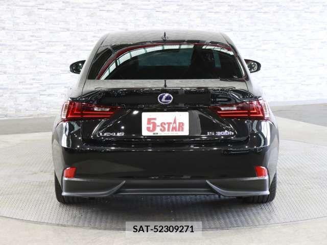 Lexus IS 2013-11 391852-12