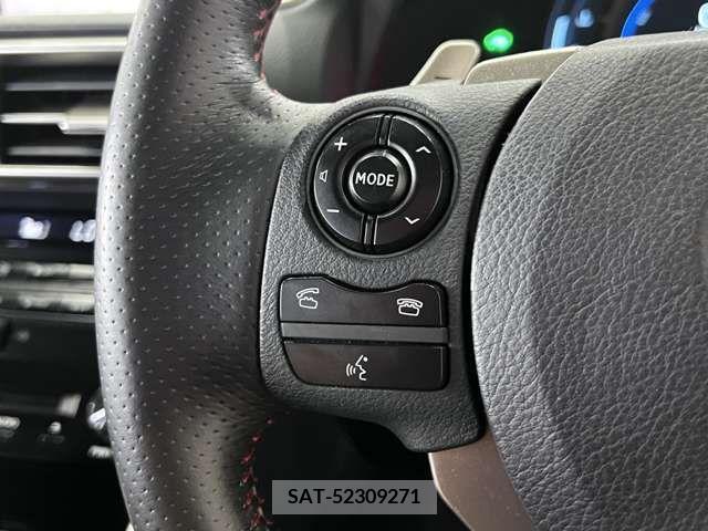 Lexus IS 2013-11 391852-18