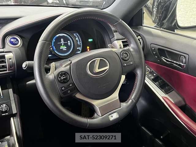 Lexus IS 2013-11 391852-17