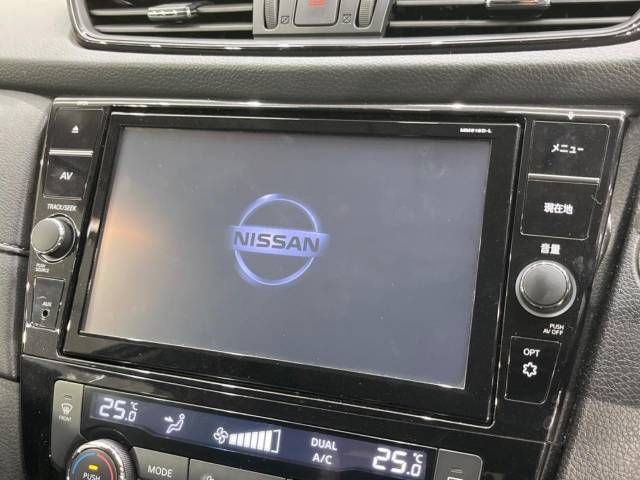 Nissan X-TRAIL 2018-08 10043-4