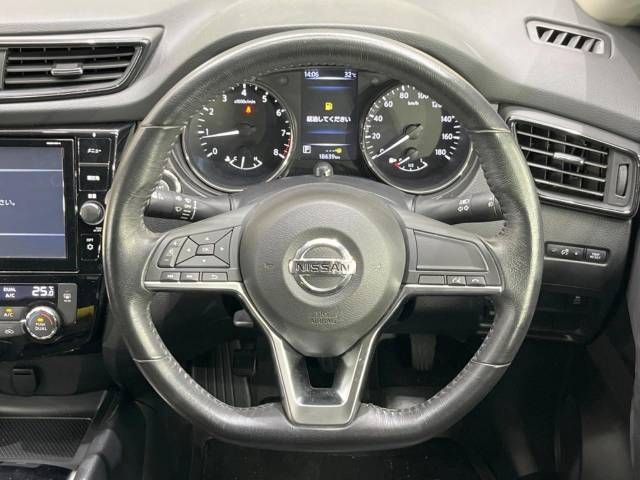 Nissan X-TRAIL 2018-08 10043-11