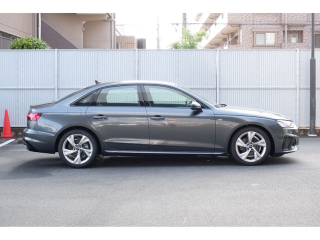 Audi A4 2023-02 9071-4