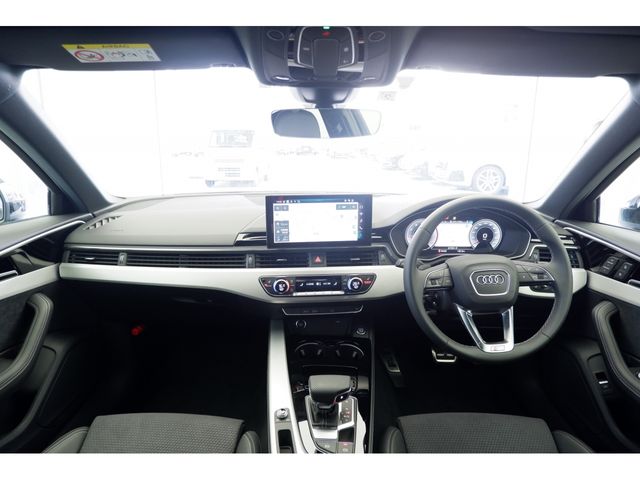Audi A4 2023-02 9071-29