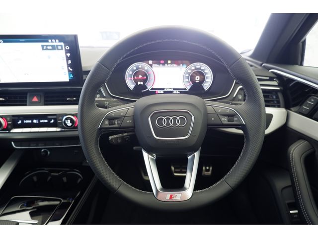Audi A4 2023-02 9071-14