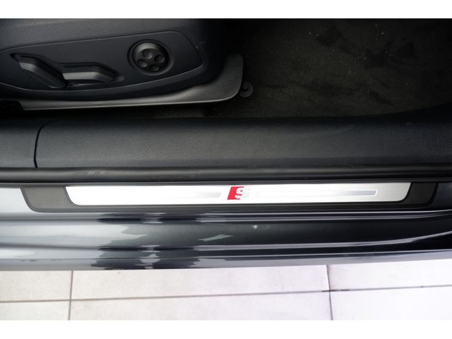 Audi A4 2023-02 9071-27