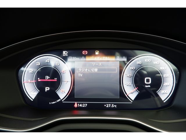 Audi A4 2023-02 9071-22
