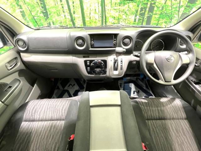 Nissan NV350 Caravan 2019-03 187940-1