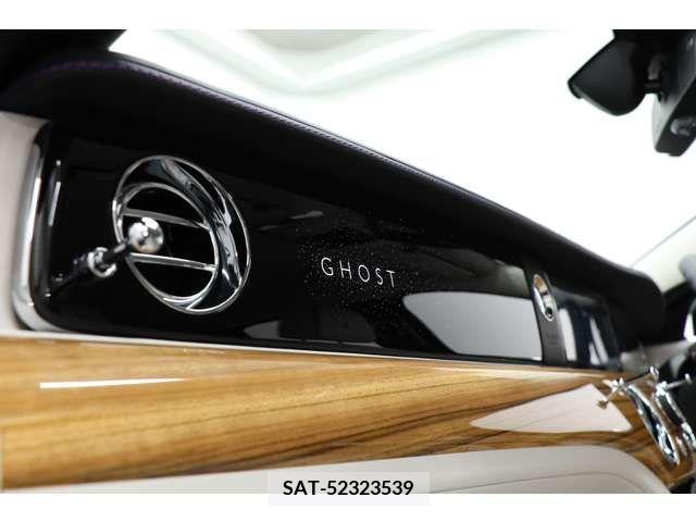 ROLLS-ROYCE Spectre 2021-12 230514-14