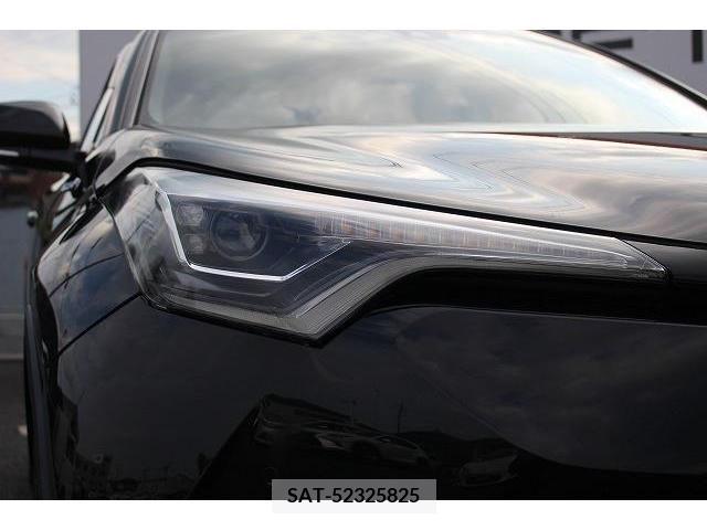 Toyota C-HR 2017-07 357863-10