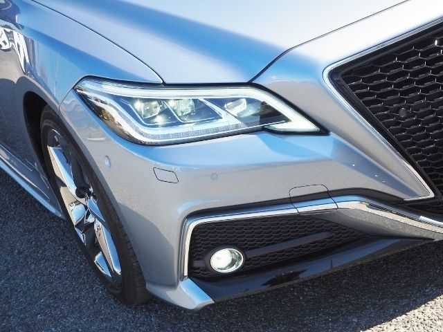 Toyota CROWN SEDAN 2019-03 1407-9