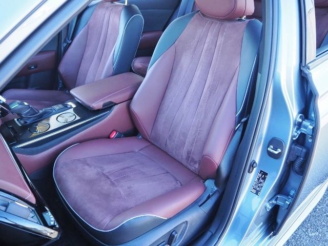 Toyota CROWN SEDAN 2019-03 1407-13
