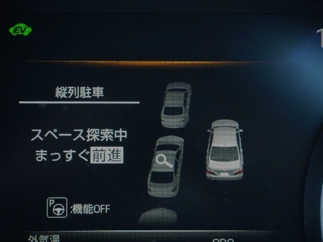 Toyota CROWN SEDAN 2019-03 1407-26