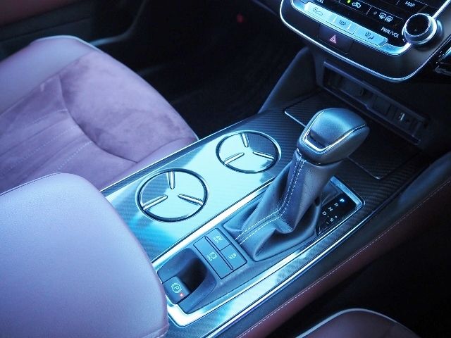 Toyota CROWN SEDAN 2019-03 1407-27