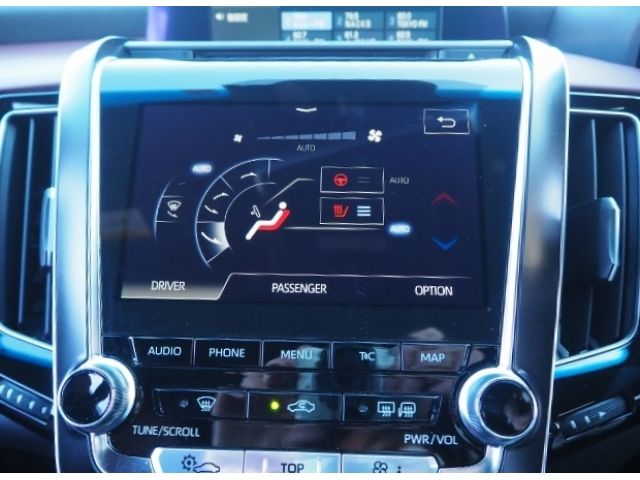 Toyota CROWN SEDAN 2019-03 1407-28