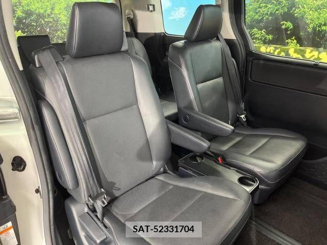 Toyota ESQUIRE 2017-03 342488-9