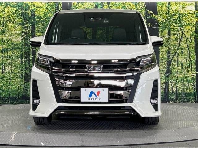 Toyota NOAH 2018-05 194125-14