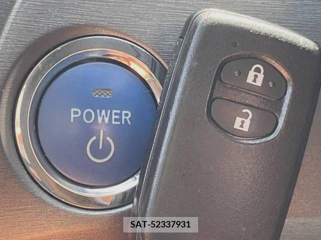 Toyota PRIUS 2012-04 321980-8