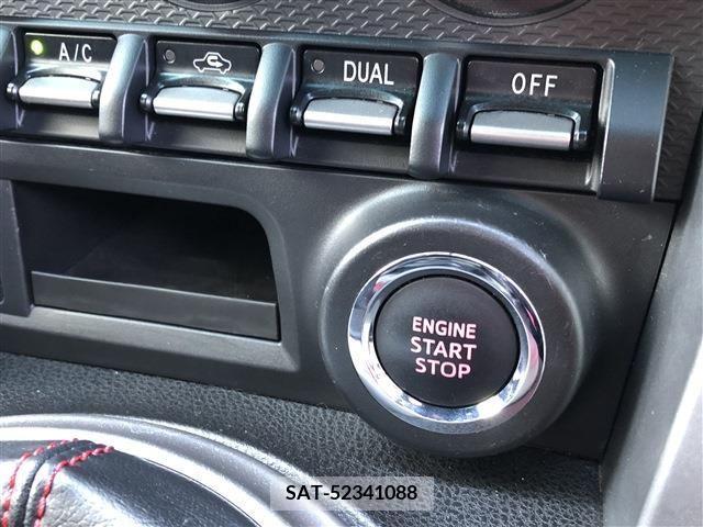 Subaru BRZ 2013-03 210578-13