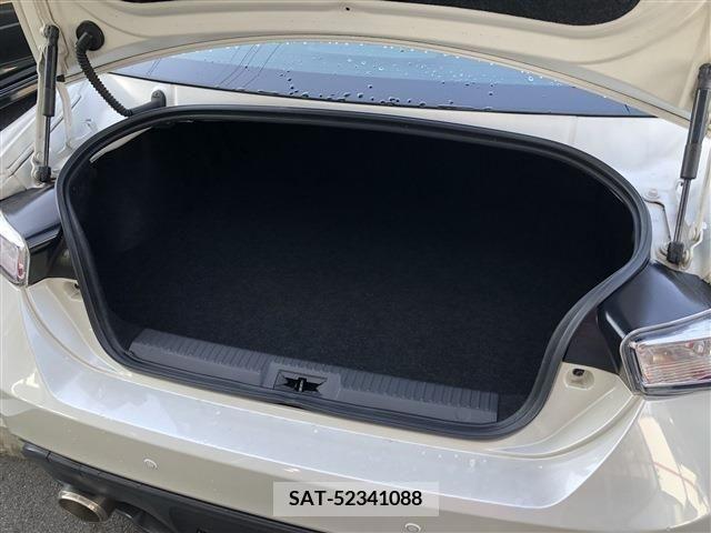 Subaru BRZ 2013-03 210578-15