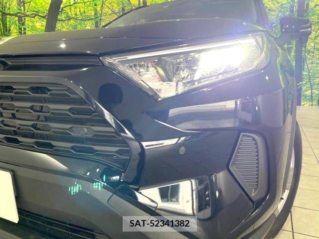 Toyota RAV4 2023-03 245815-12