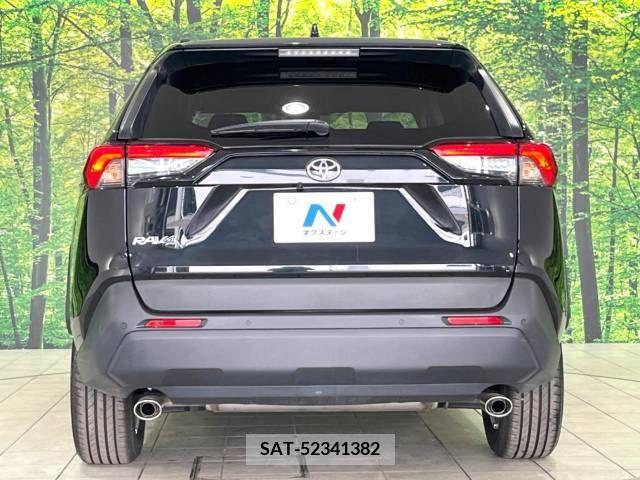Toyota RAV4 2023-03 245815-15