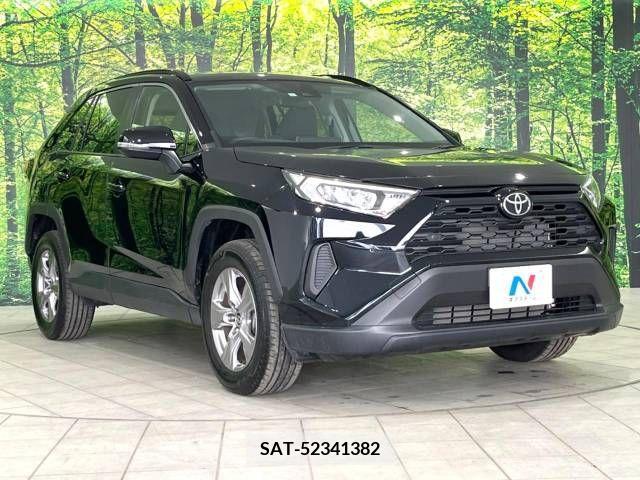 Toyota RAV4 2023-03 245815-16